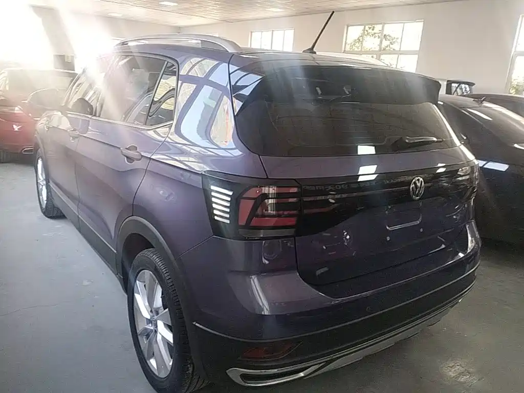 Volkswagen T-Cross — фото 5