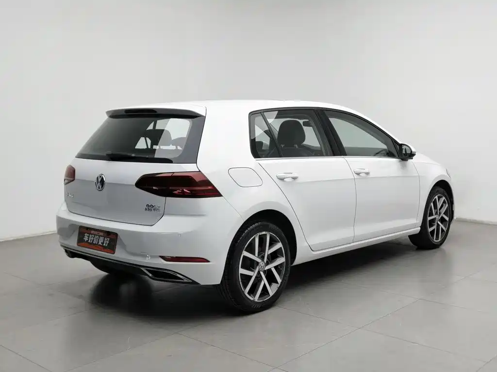 Volkswagen Golf — фото 2