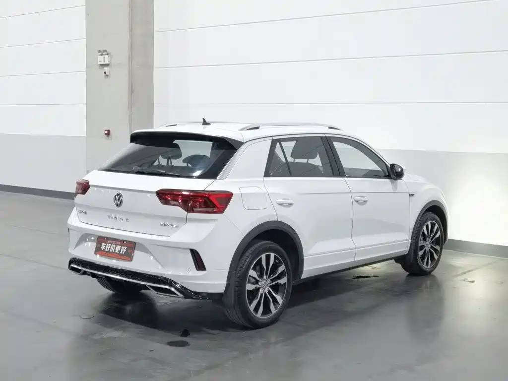Volkswagen T-Roc — фото 2