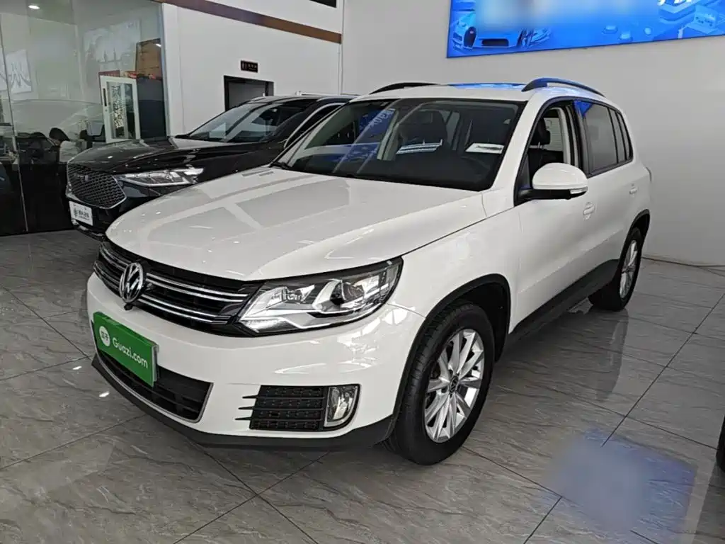 Volkswagen Tiguan — фото 2