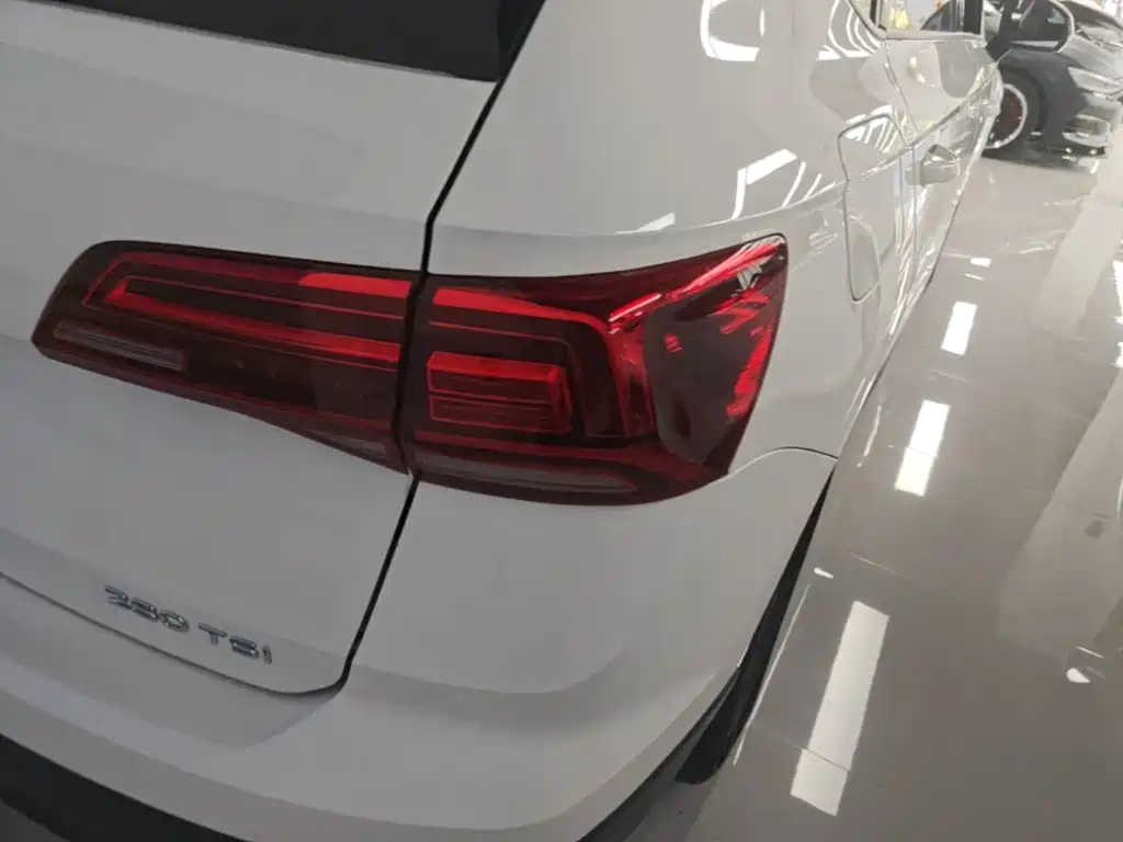 Volkswagen Tharu — фото 8