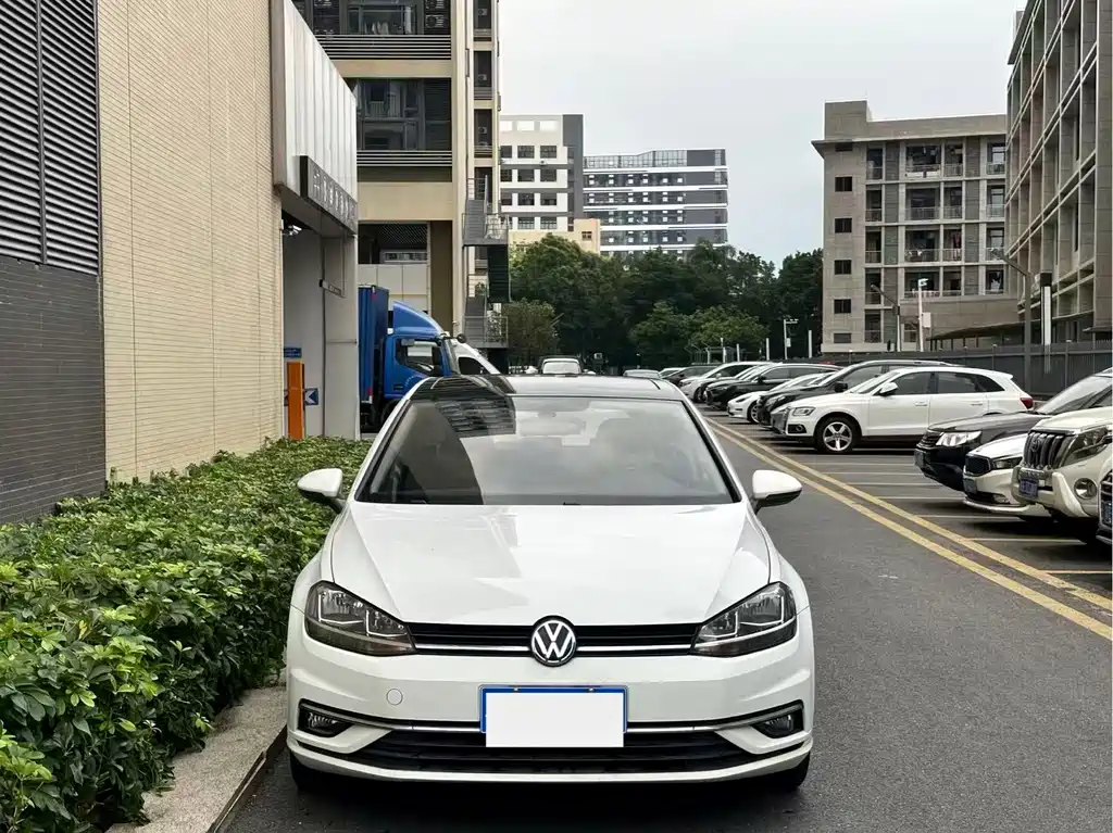 Volkswagen Golf — фото 2