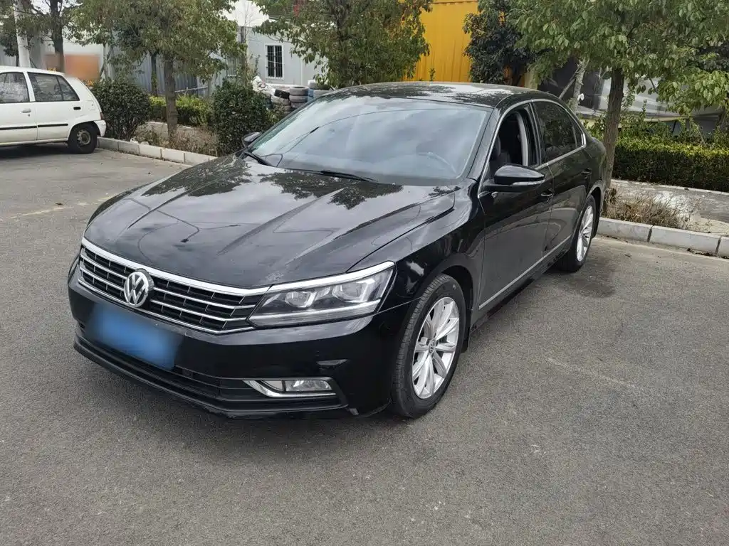Volkswagen Passat — фото 2
