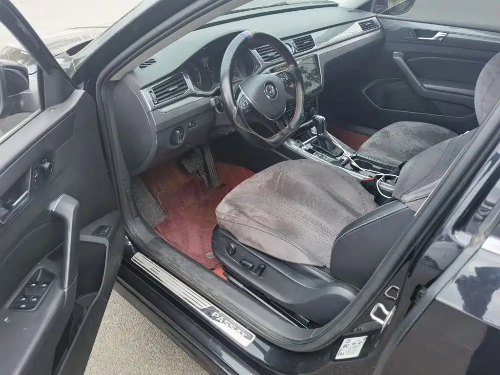 Volkswagen Passat — фото 9
