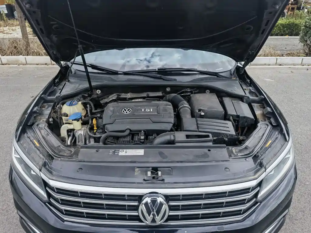 Volkswagen Passat — фото 10