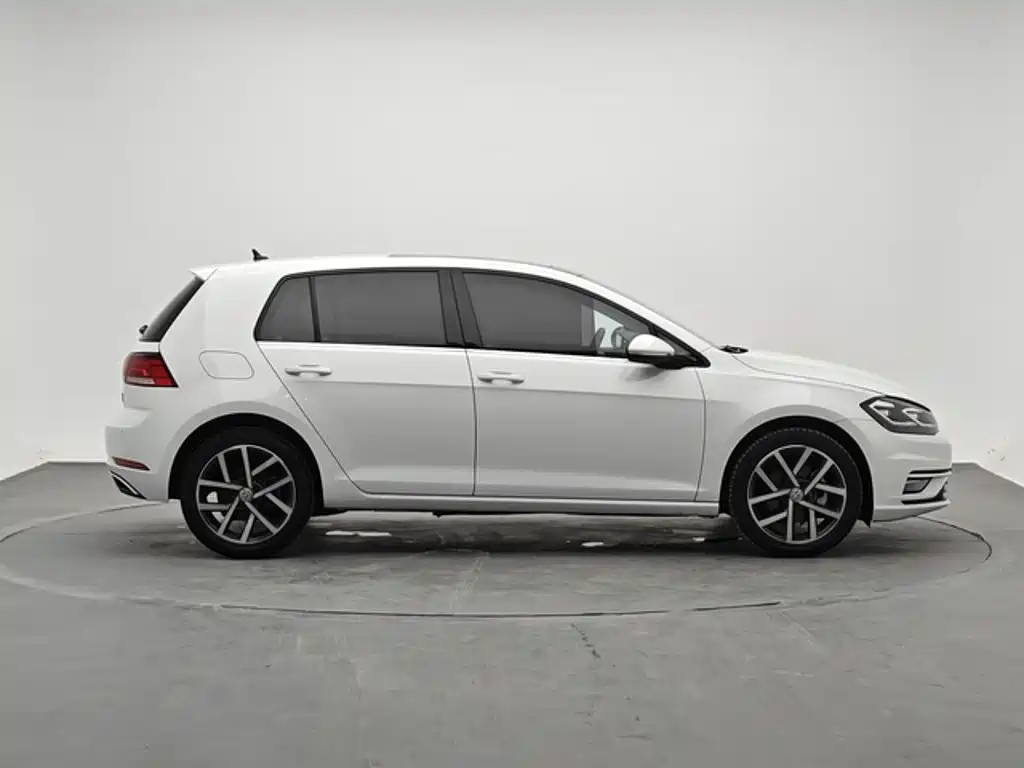 Volkswagen Golf — фото 3
