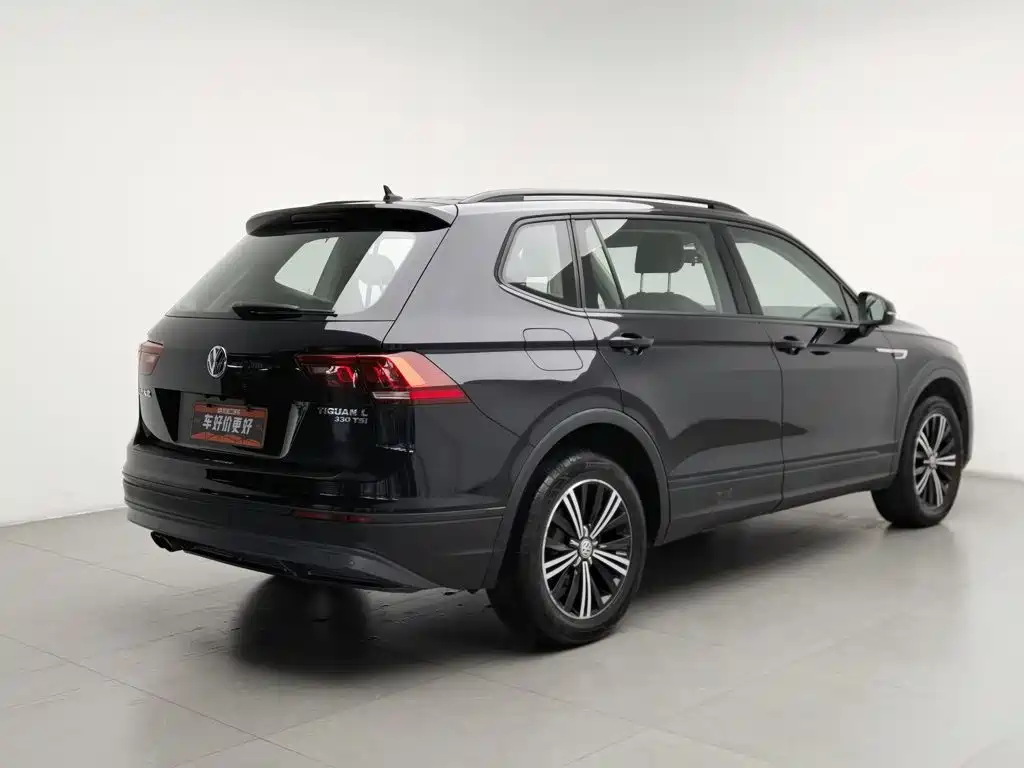 Volkswagen Tiguan L — фото 2