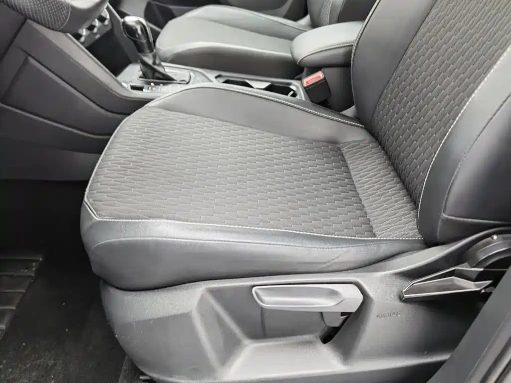 Volkswagen Tiguan L — фото 20