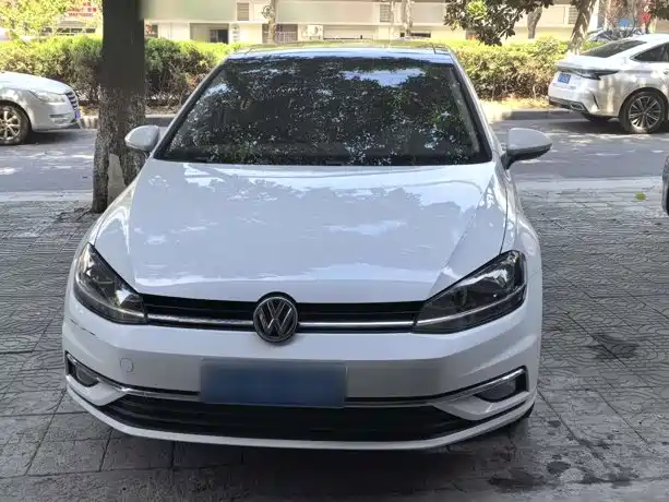 Volkswagen Golf — фото 4