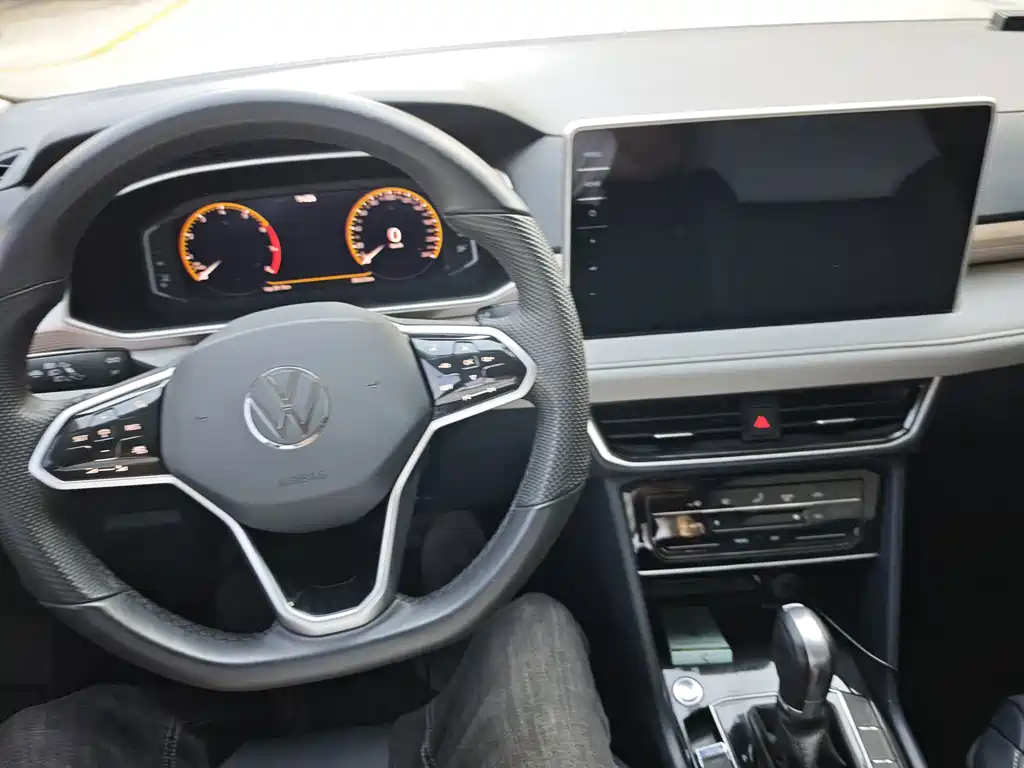 Volkswagen Tharu — фото 18