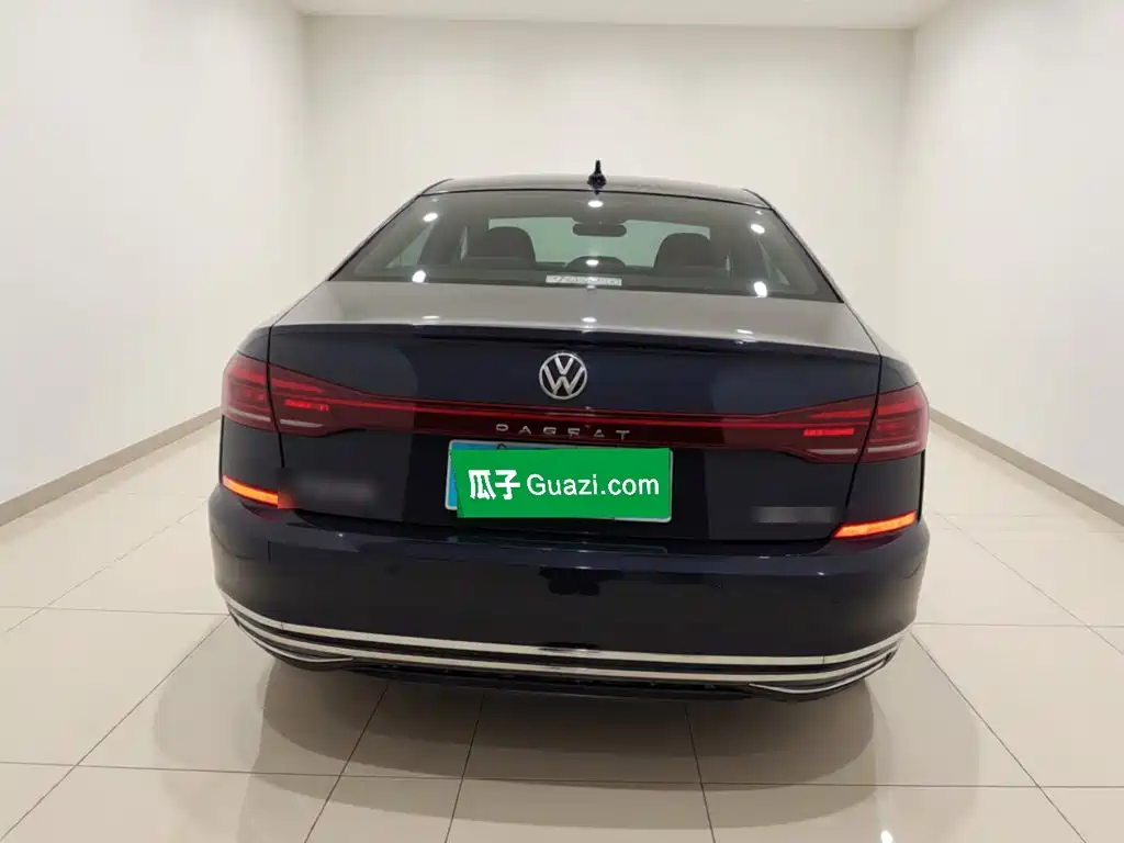 Volkswagen Passat — фото 5