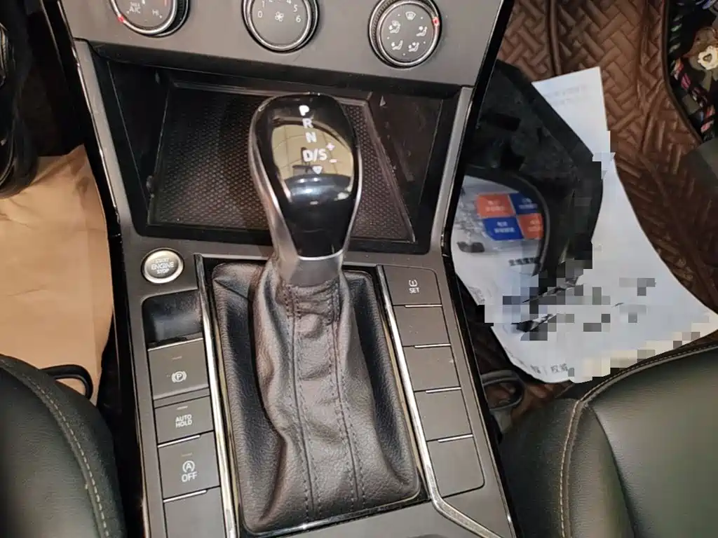 Volkswagen Passat — фото 14