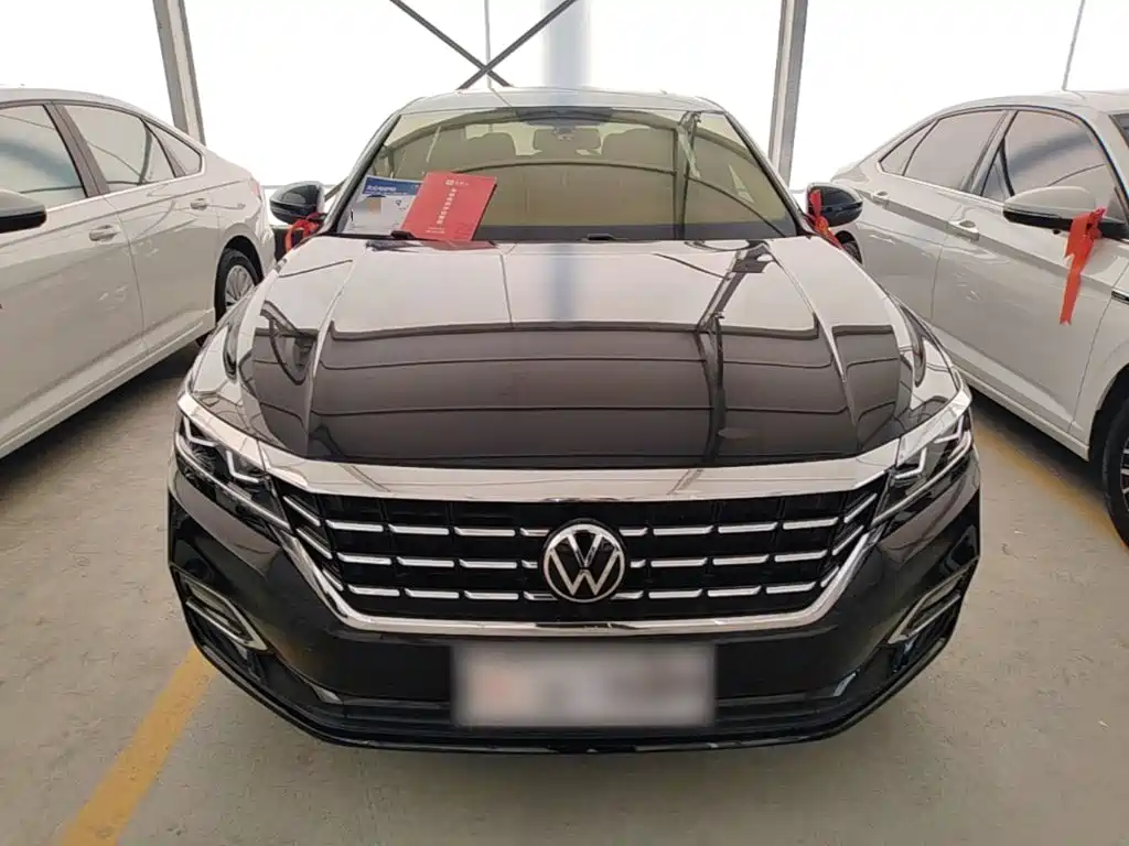 Volkswagen Passat — фото 3