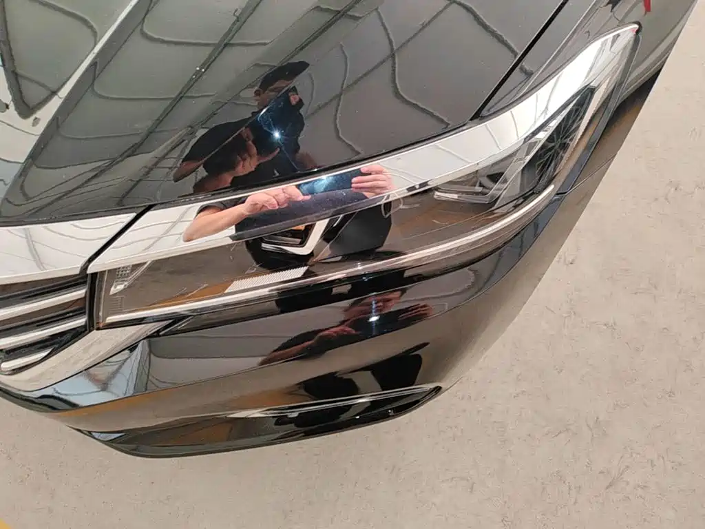 Volkswagen Passat — фото 24