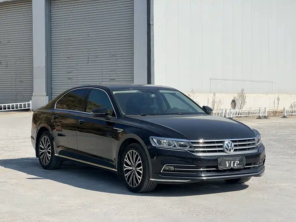 Volkswagen Phideon — фото 3