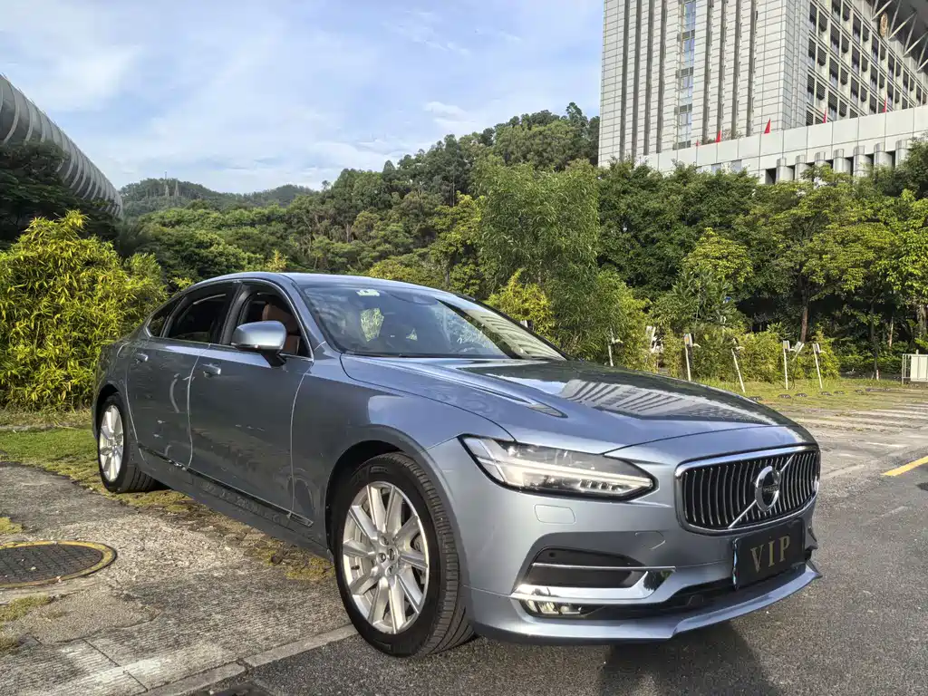 Volvo S90 — фото 3