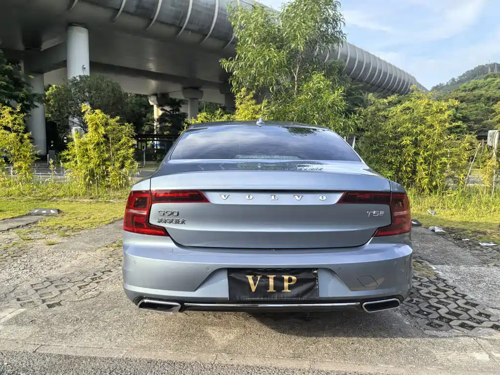 Volvo S90 — фото 10