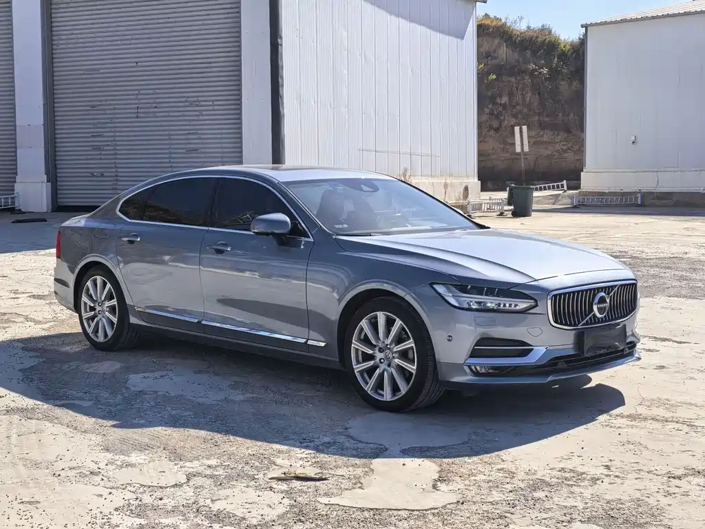 Volvo S90 — фото 2