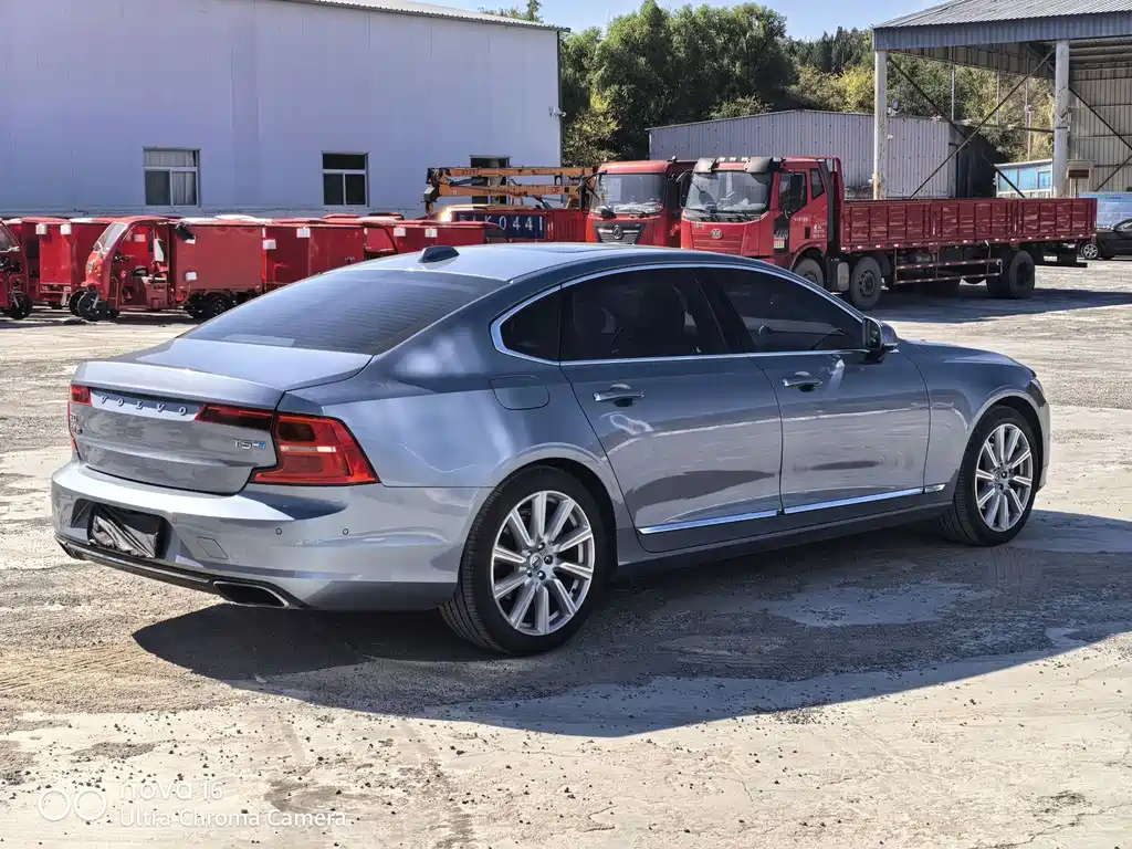 Volvo S90 — фото 11