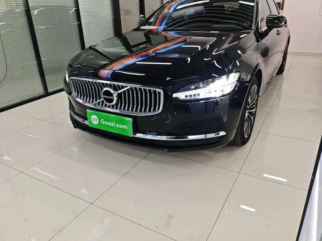 Volvo S90 — фото 24