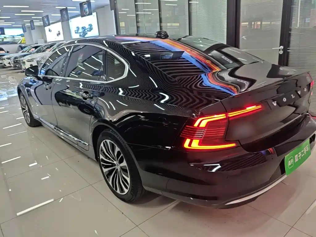 Volvo S90 — фото 5