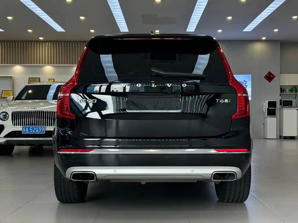Volvo XC90 — фото 4