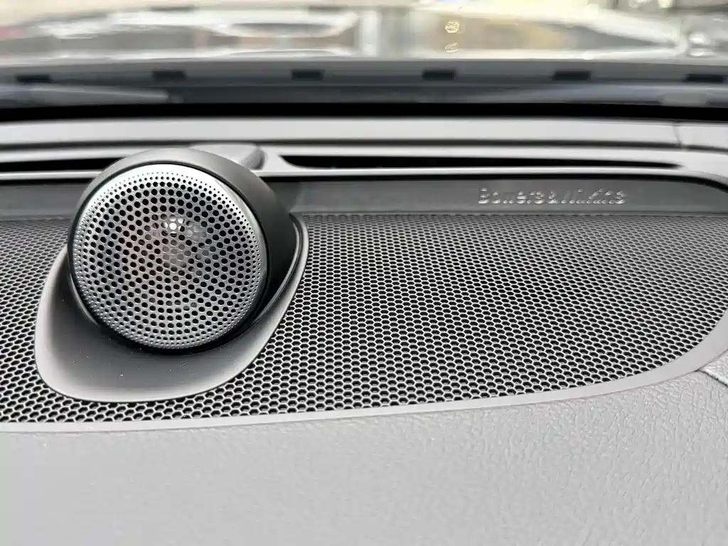 Volvo S90 — фото 21