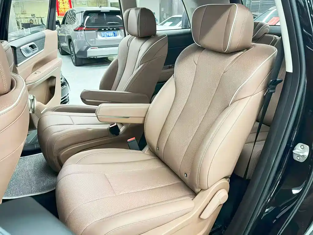 Wuling Xingguang L — фото 17
