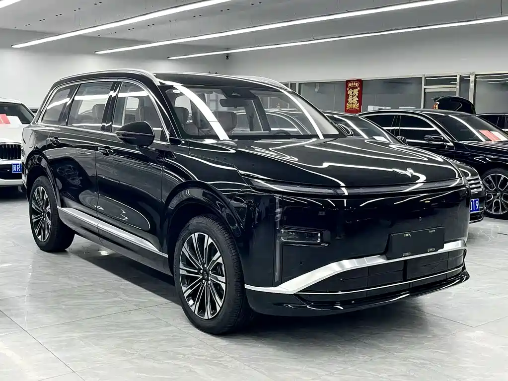 Wuling Xingguang L — фото 3