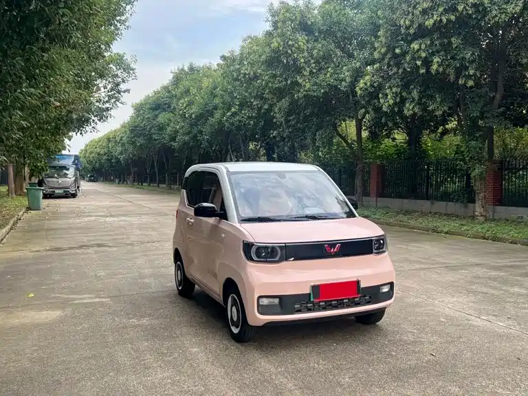 Wuling MINIEV — фото 3