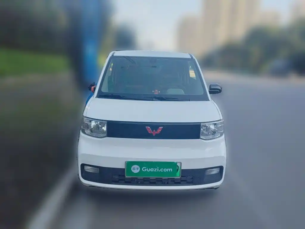 Wuling MINIEV — фото 2