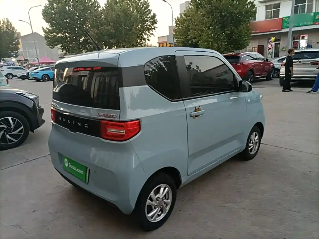 Wuling MINIEV — фото 7