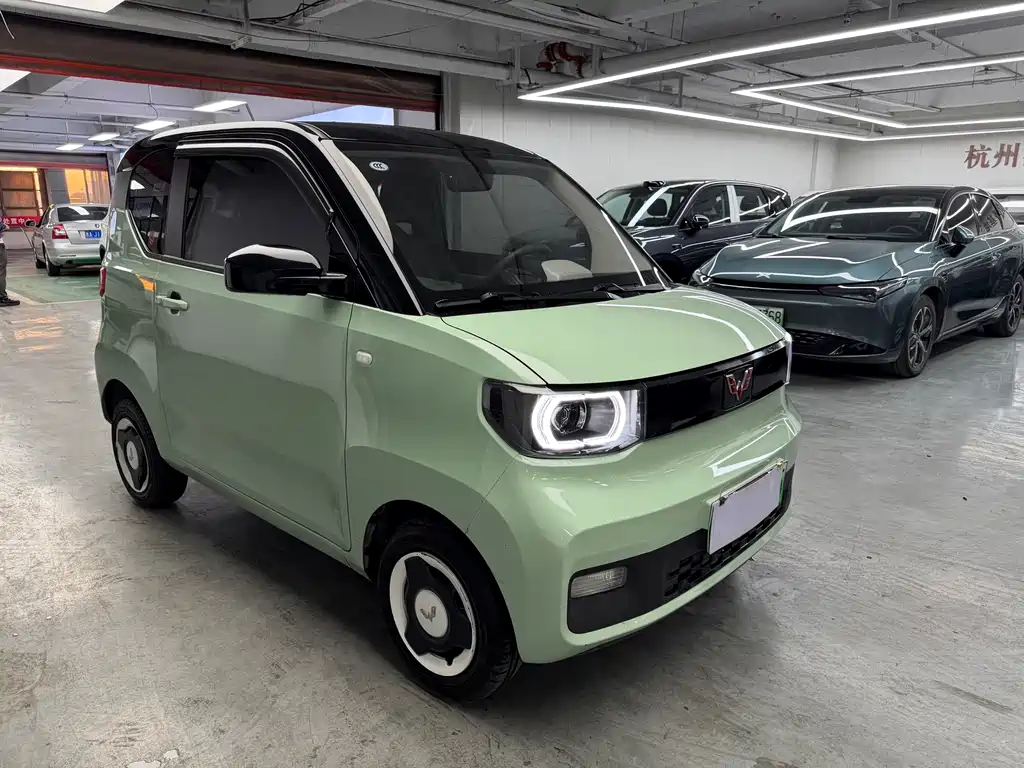 Wuling MINIEV — фото 3