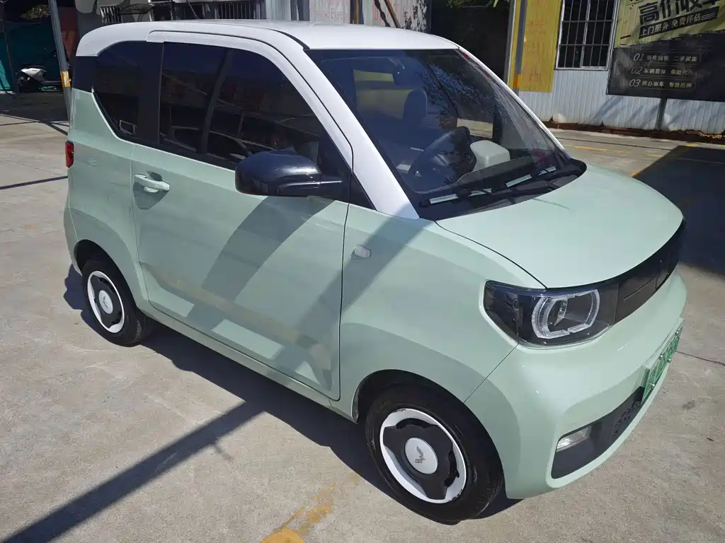 Wuling MINIEV — фото 3