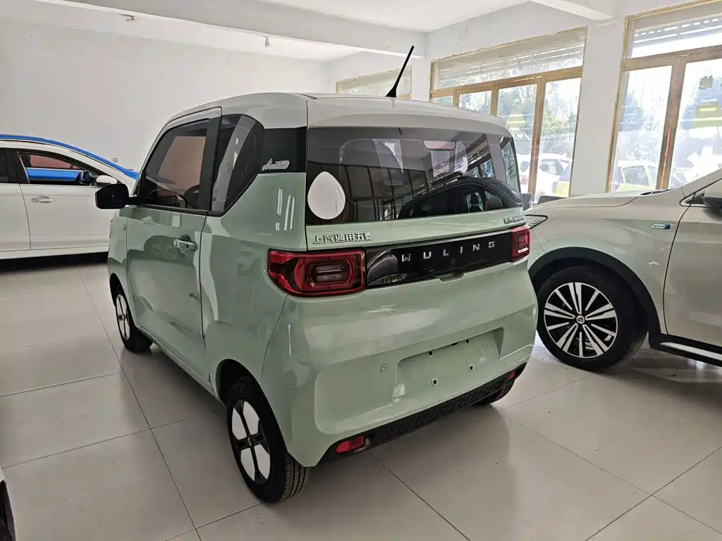 Wuling MINIEV — фото 5