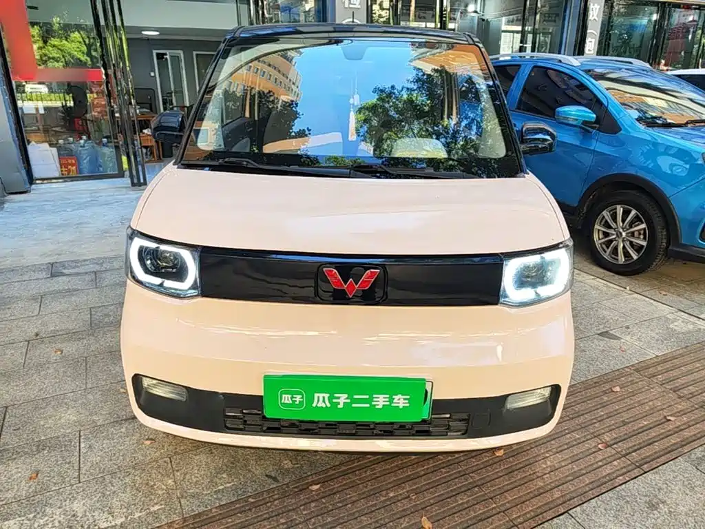 Wuling MINIEV — фото 3