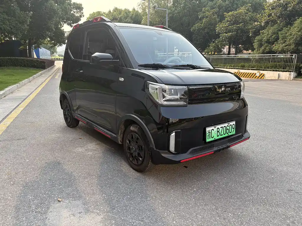Wuling MINIEV — фото 3