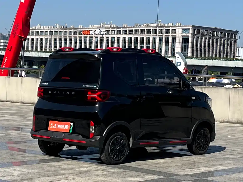 Wuling MINIEV — фото 4