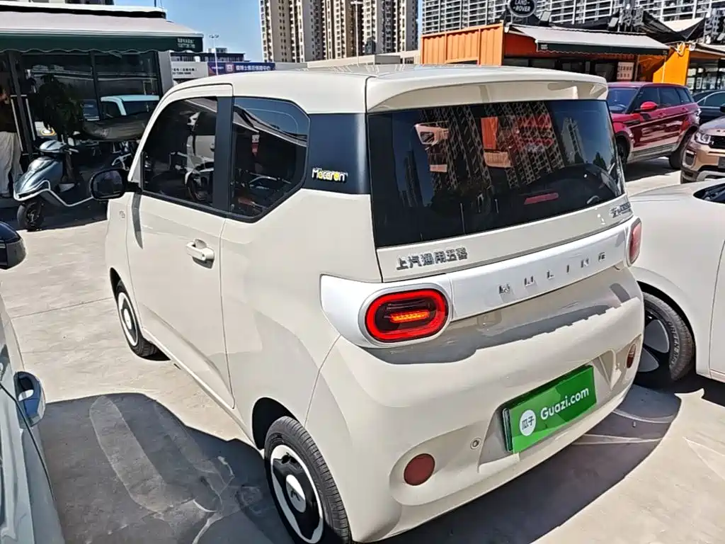 Wuling MINIEV — фото 23