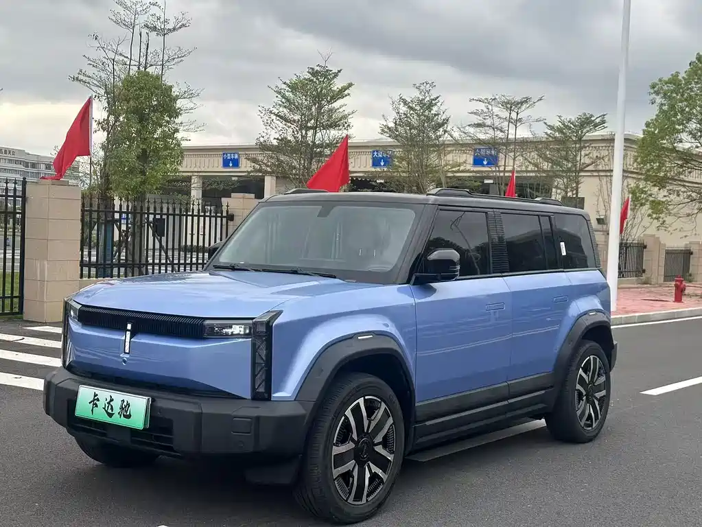 iCAR iCAR 03