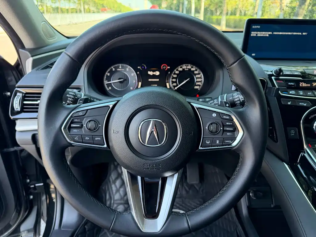 Acura RDX — фото 10