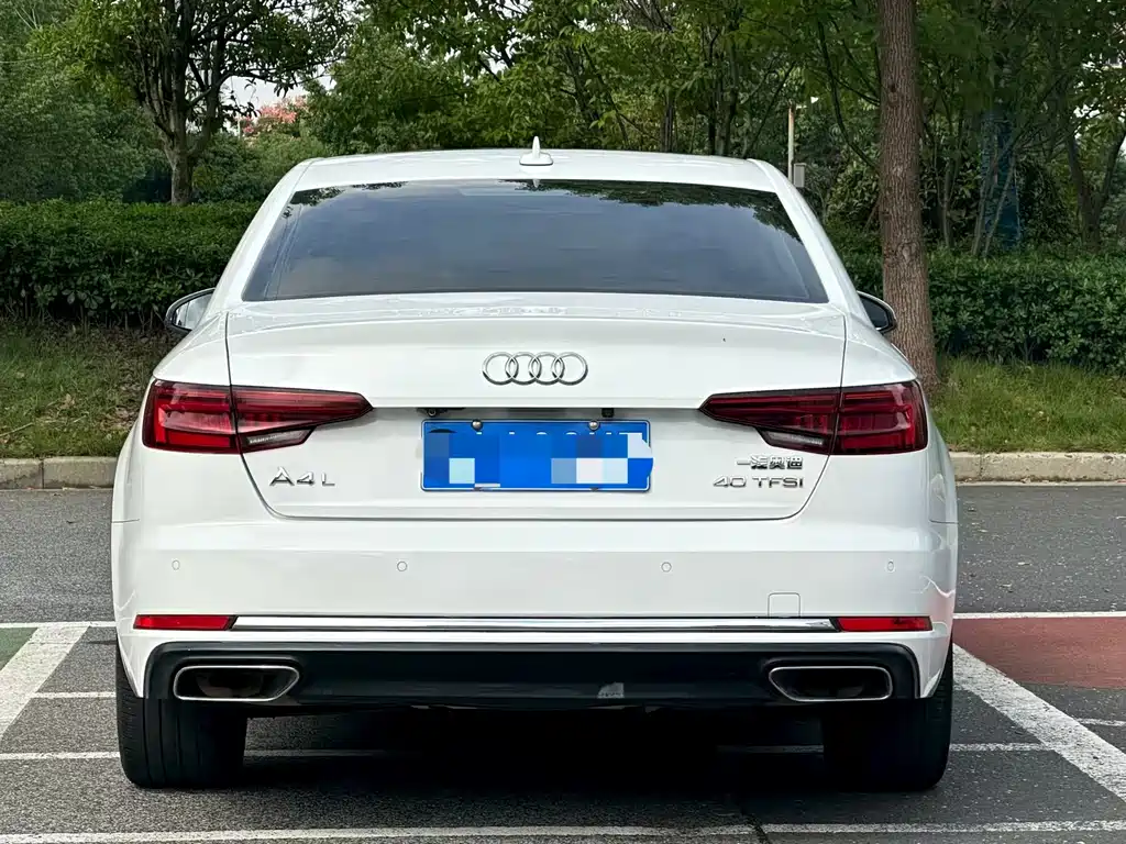 Audi A4L — фото 5