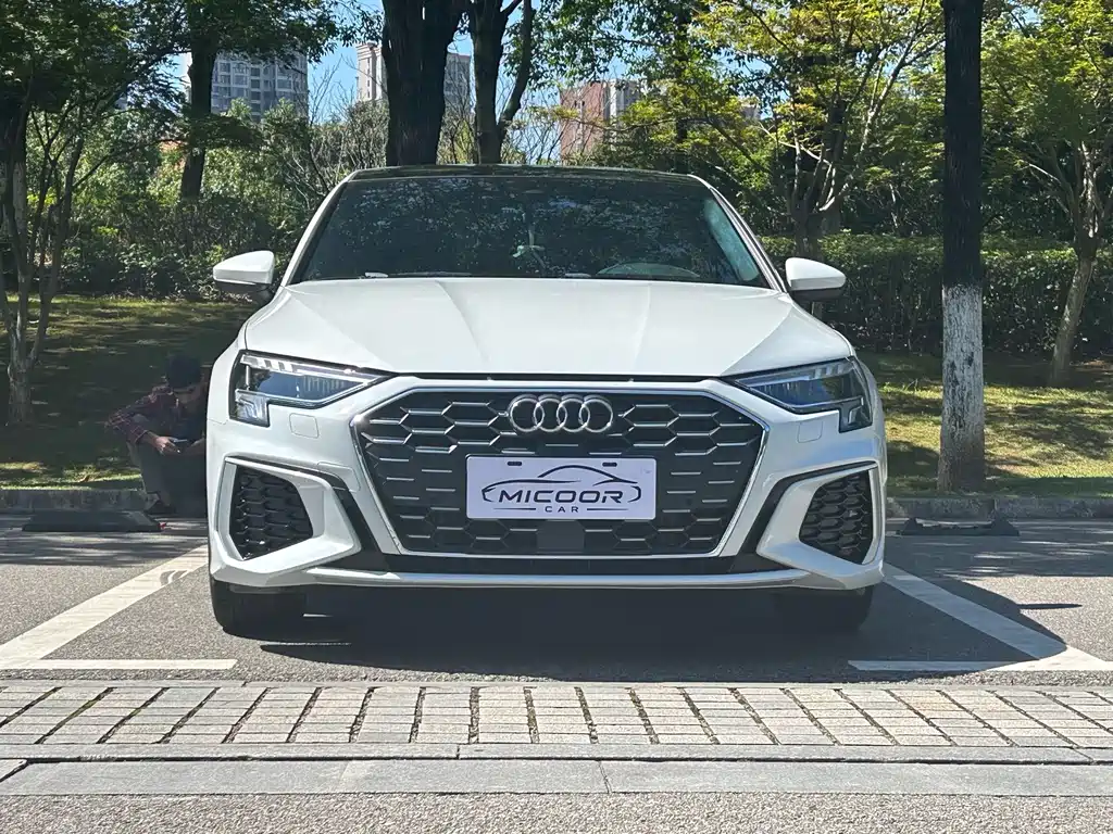 Audi A3 — фото 2
