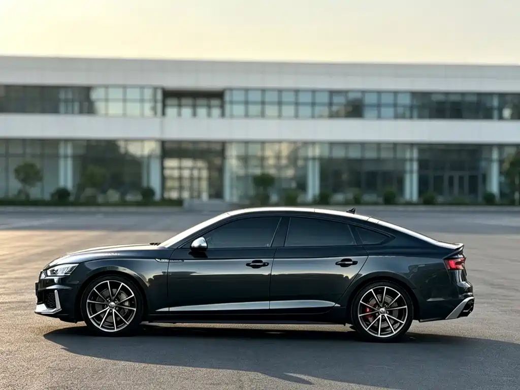 Audi A5 (Import) — фото 3