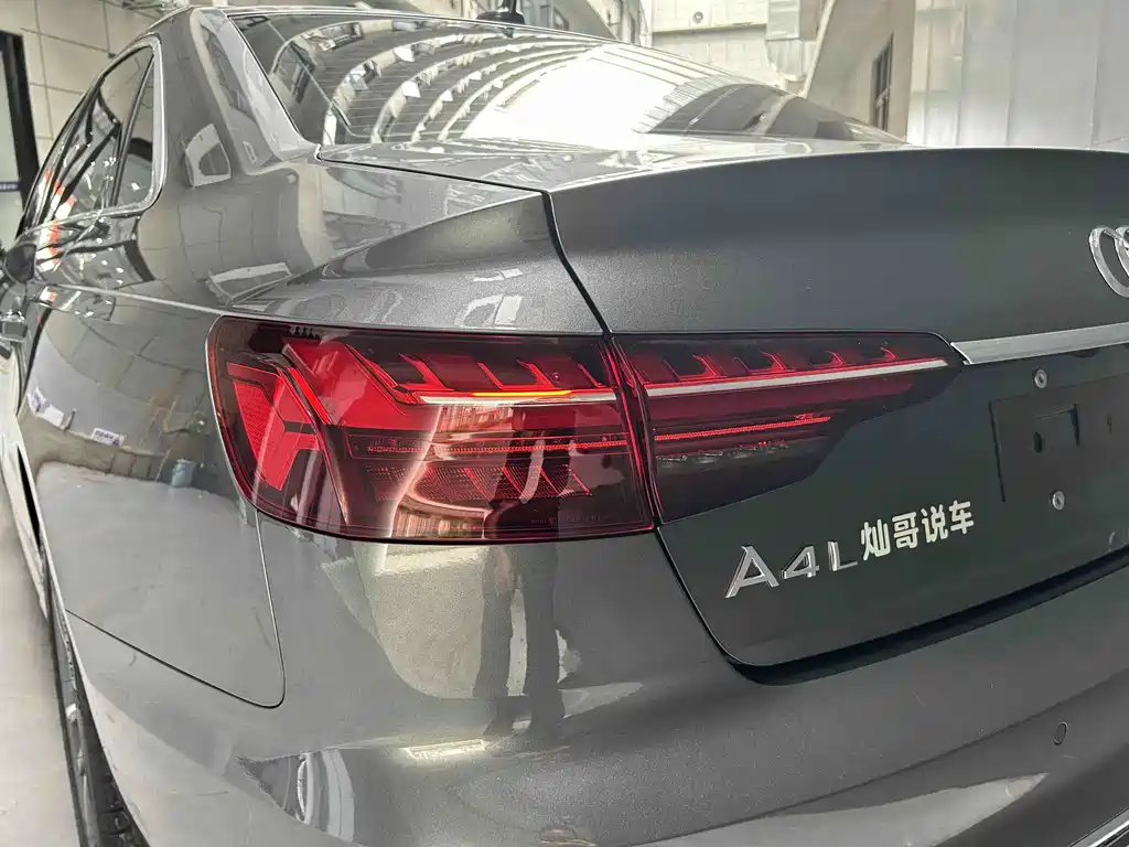 Audi A4L — фото 20
