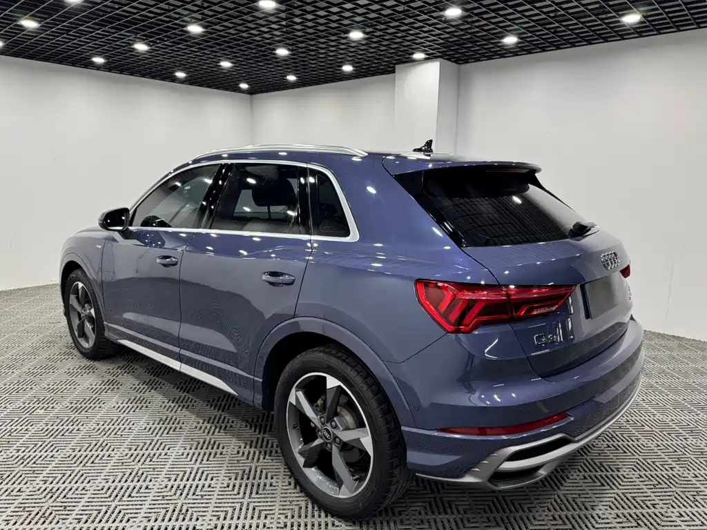 Audi Q3 — фото 9