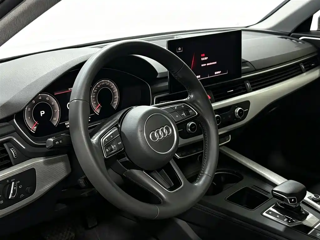 Audi A4L — фото 10