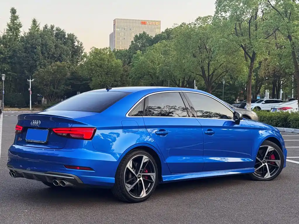 Audi S3 — фото 3