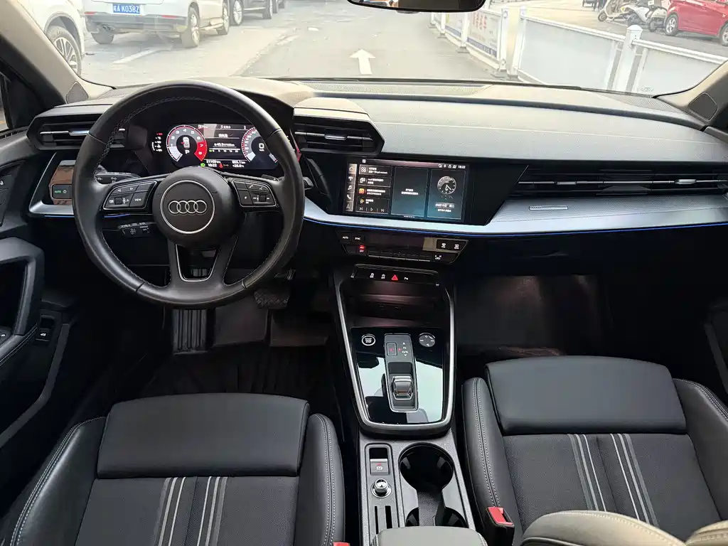 Audi A3 — фото 9