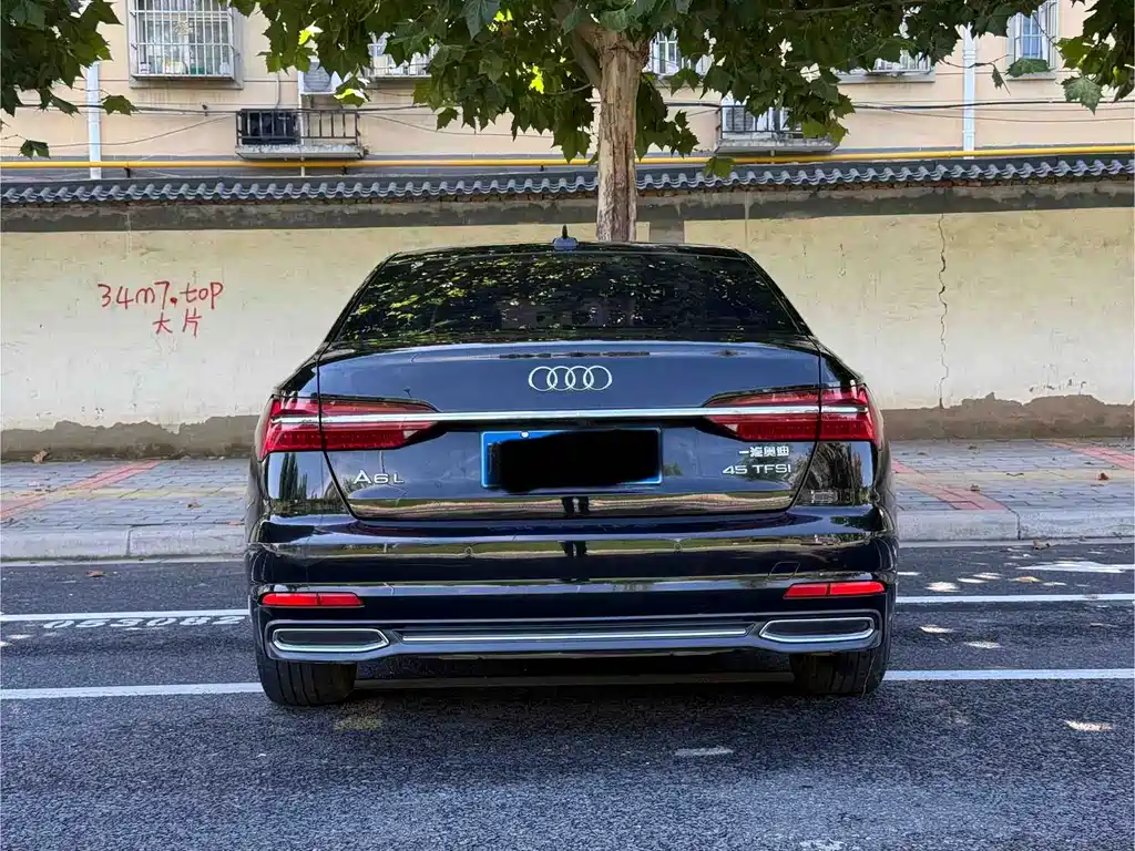 Audi A6L — фото 8